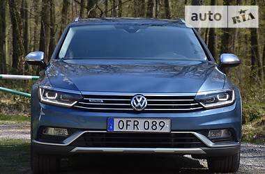 Універсал Volkswagen Passat Alltrack 2016 в 