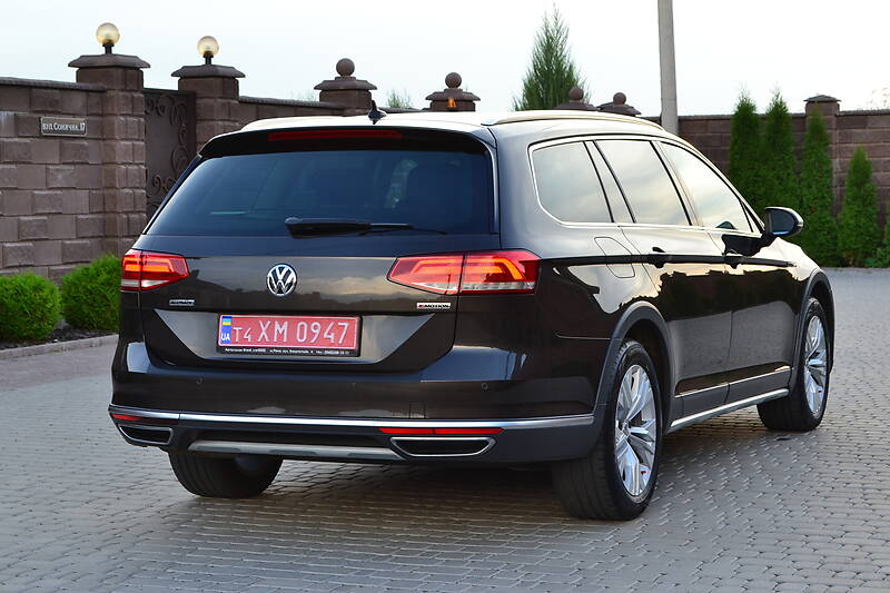Універсал Volkswagen Passat Alltrack 2017 в Рівному