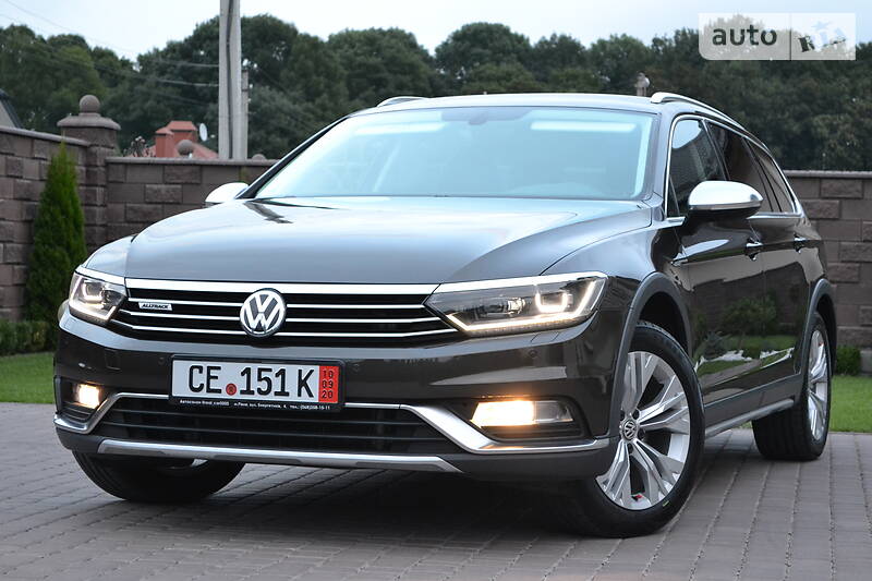 Універсал Volkswagen Passat Alltrack 2017 в Рівному