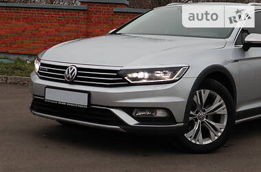 Универсал Volkswagen Passat Alltrack 2017 в Дрогобыче