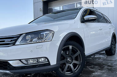 Универсал Volkswagen Passat Alltrack 2012 в Дрогобыче