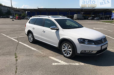 Универсал Volkswagen Passat Alltrack 2013 в Ивано-Франковске