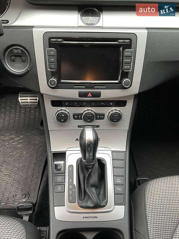 Универсал Volkswagen Passat Alltrack 2013 в Одессе