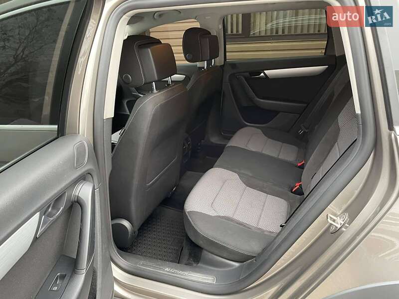 Универсал Volkswagen Passat Alltrack 2013 в Одессе