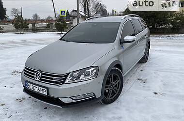 Универсал Volkswagen Passat Alltrack 2012 в Самборе