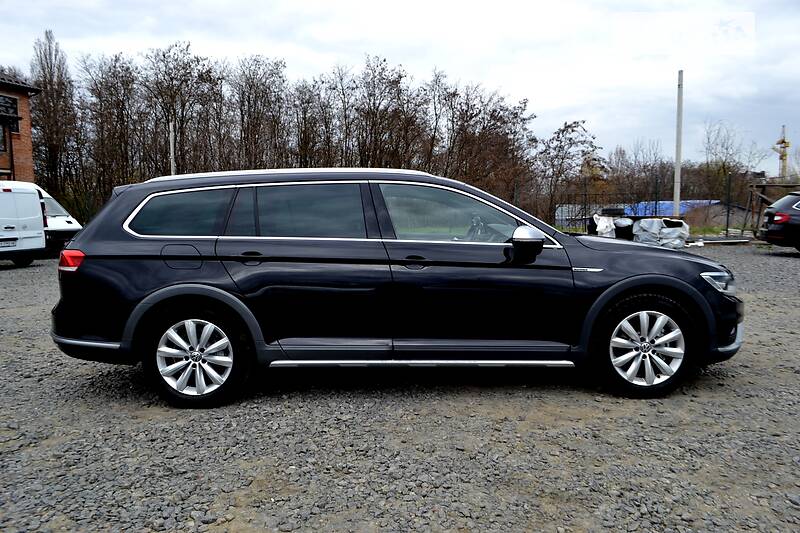 Универсал Volkswagen Passat Alltrack 2017 в Хмельницком