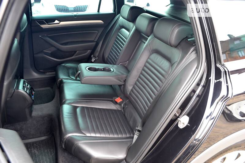 Универсал Volkswagen Passat Alltrack 2017 в Хмельницком