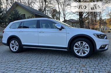 Универсал Volkswagen Passat Alltrack 2016 в Львове