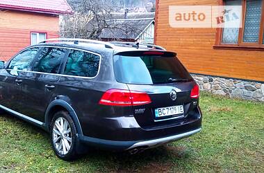 Универсал Volkswagen Passat Alltrack 2013 в Славском