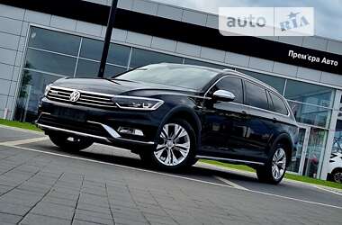 Універсал Volkswagen Passat Alltrack 2017 в Мукачевому