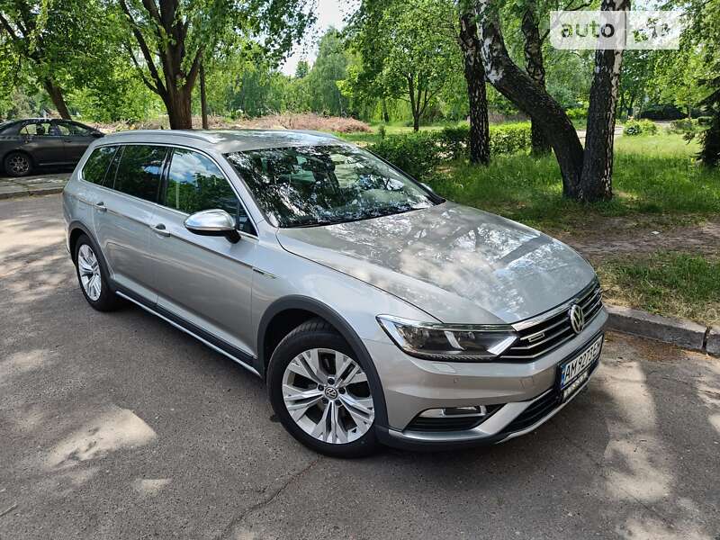 Універсал Volkswagen Passat Alltrack 2017 в Овручі