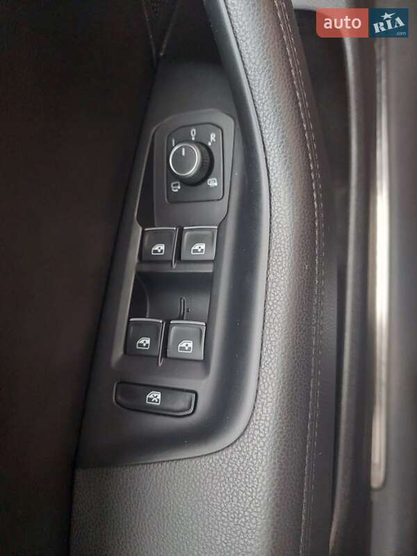 Универсал Volkswagen Passat Alltrack 2016 в Калуше