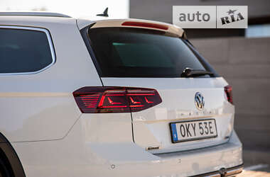 Універсал Volkswagen Passat Alltrack 2020 в Львові