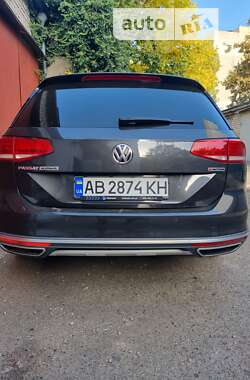 Универсал Volkswagen Passat Alltrack 2017 в Николаеве