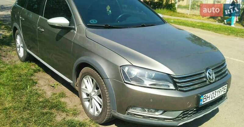Универсал Volkswagen Passat Alltrack 2013 в Подольске