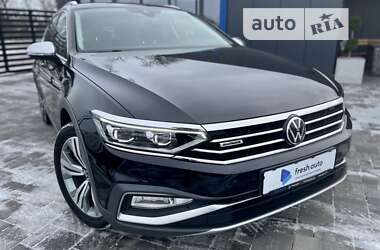 Универсал Volkswagen Passat Alltrack 2020 в 