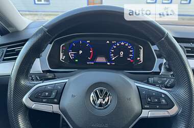 Универсал Volkswagen Passat Alltrack 2020 в Яворове