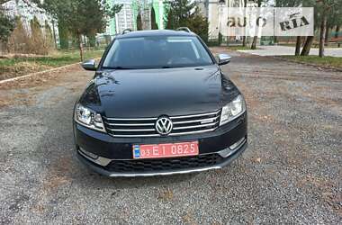 Универсал Volkswagen Passat Alltrack 2014 в Львове