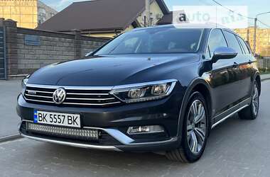 Универсал Volkswagen Passat Alltrack 2018 в Ровно