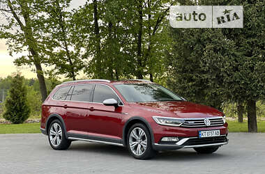 Универсал Volkswagen Passat Alltrack 2016 в Коломые