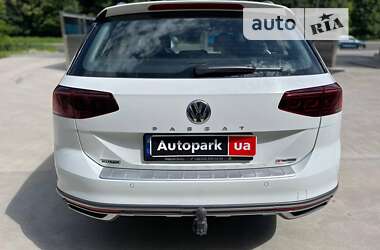 Универсал Volkswagen Passat Alltrack 2019 в Киеве