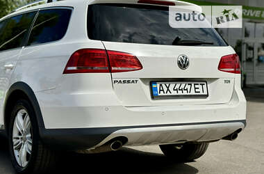 Універсал Volkswagen Passat Alltrack 2012 в Лубнах