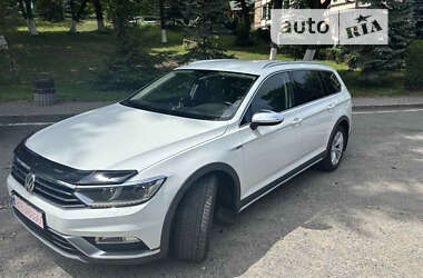 Универсал Volkswagen Passat Alltrack 2017 в Тернополе