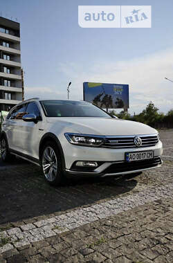 Універсал Volkswagen Passat Alltrack 2016 в Хусті