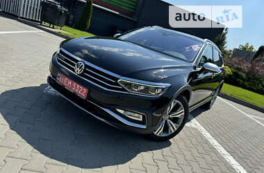 Універсал Volkswagen Passat Alltrack 2020 в Києві