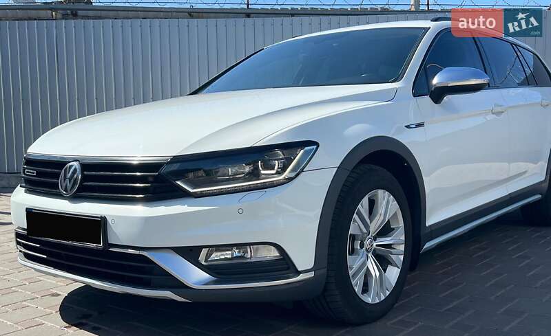 Универсал Volkswagen Passat Alltrack 2017 в Запорожье
