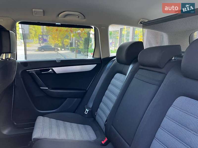 Универсал Volkswagen Passat Alltrack 2012 в Ужгороде