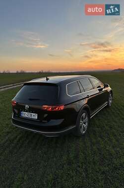 Універсал Volkswagen Passat Alltrack 2019 в 