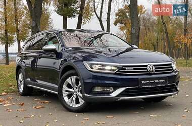 Універсал Volkswagen Passat Alltrack 2017 в Києві