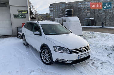 Volkswagen Passat Alltrack 2012