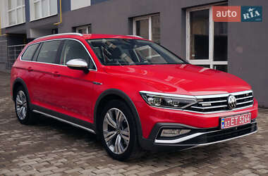 Універсал Volkswagen Passat Alltrack 2020 в Львові