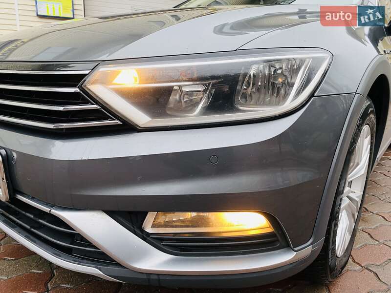 Универсал Volkswagen Passat Alltrack 2017 в Киеве