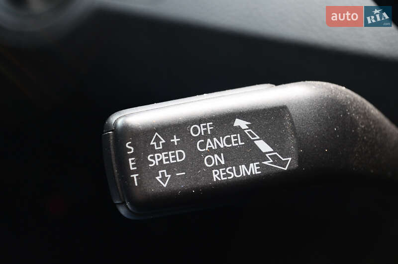 Универсал Volkswagen Passat Alltrack 2012 в Киеве