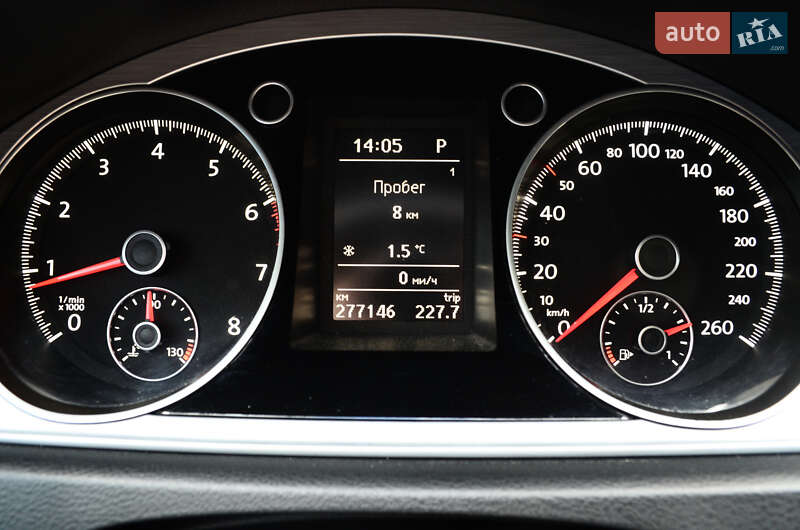 Универсал Volkswagen Passat Alltrack 2012 в Киеве