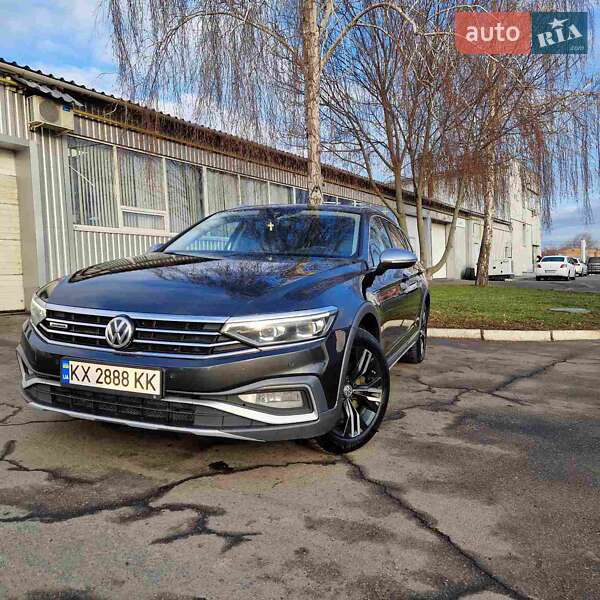 Универсал Volkswagen Passat Alltrack 2019 в Полтаве