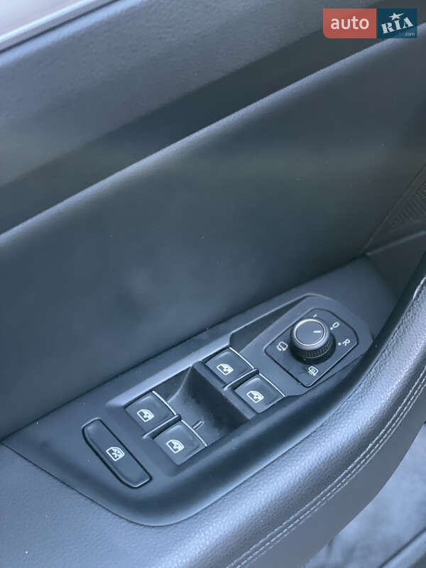 Універсал Volkswagen Passat Alltrack 2019 в Житомирі фото 31 Універсал Volkswagen Passat Alltrack 2019 в Житомирі