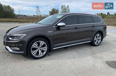 Универсал Volkswagen Passat Alltrack 2016 в Буче