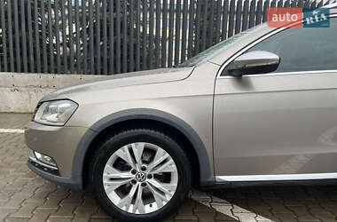 Универсал Volkswagen Passat Alltrack 2012 в Луцке