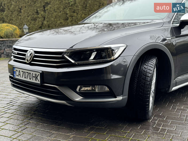 Универсал Volkswagen Passat Alltrack 2019 в Киеве
