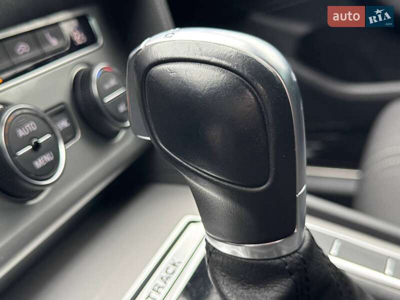 Универсал Volkswagen Passat Alltrack 2019 в Киеве