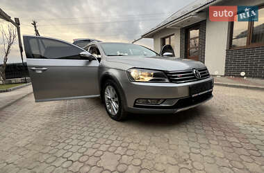 Універсал Volkswagen Passat Alltrack 2013 в Коломиї