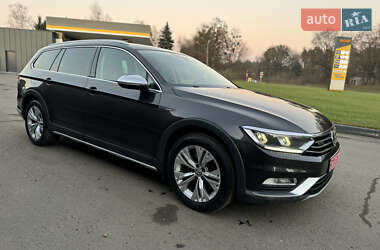Универсал Volkswagen Passat Alltrack 2017 в 