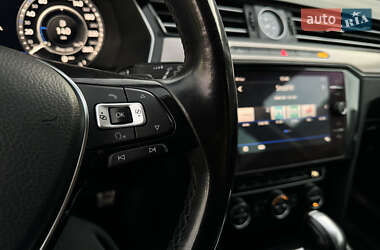 Универсал Volkswagen Passat Alltrack 2017 в 