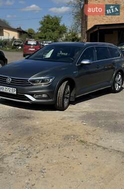 Универсал Volkswagen Passat Alltrack 2016 в Ладыжине