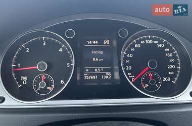 Универсал Volkswagen Passat Alltrack 2014 в Киеве