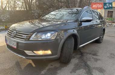 Универсал Volkswagen Passat Alltrack 2014 в Киеве